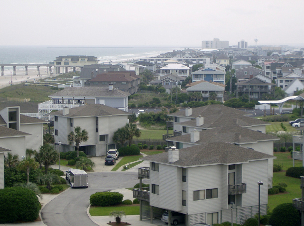 Town of Wrightsville Beach, NC (pop. 2,500). Flickr credit: nicolelily