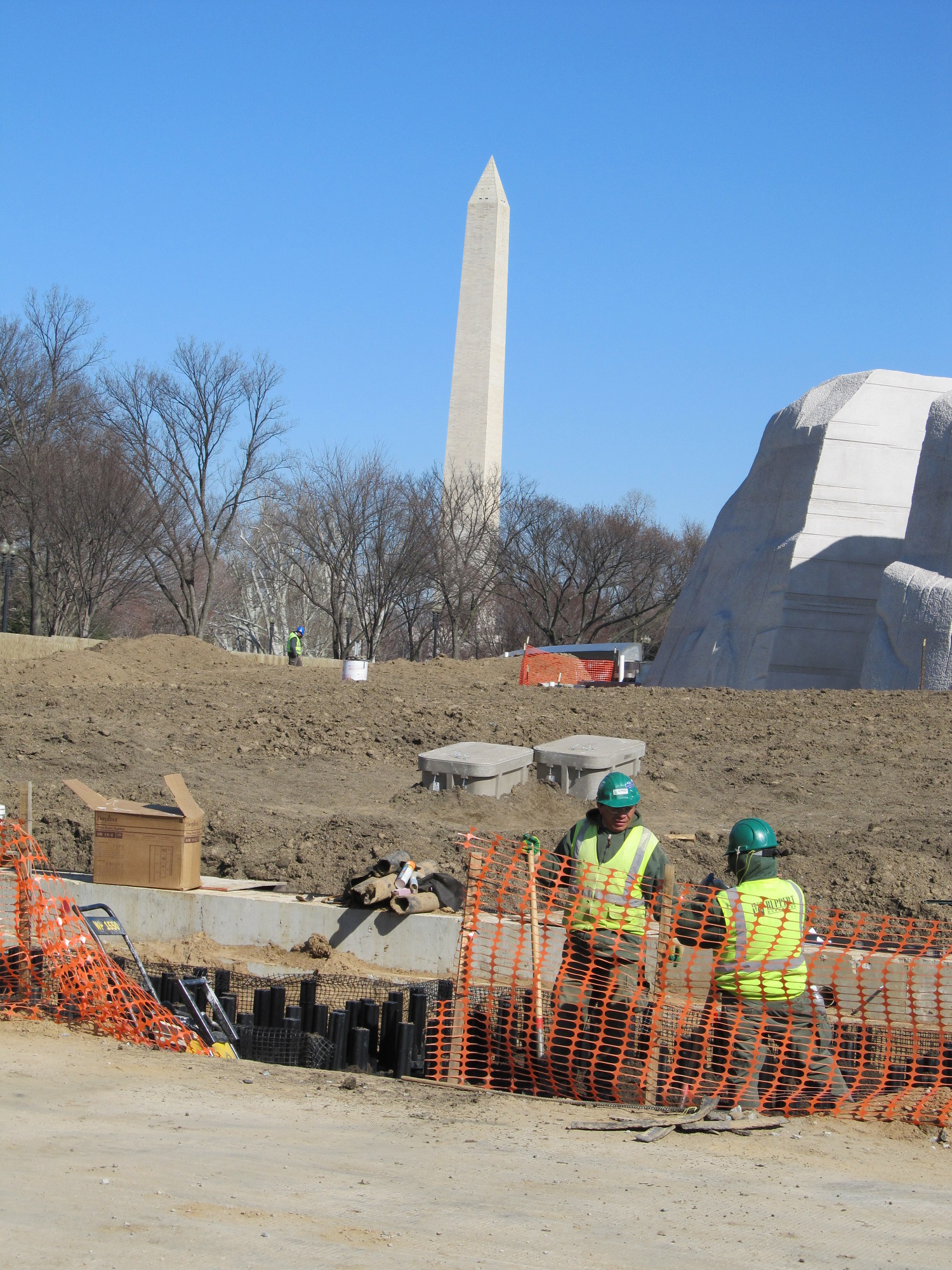 Silva Cells were installed at the Martin Luther King, Jr. Memorial in winter of 2011.